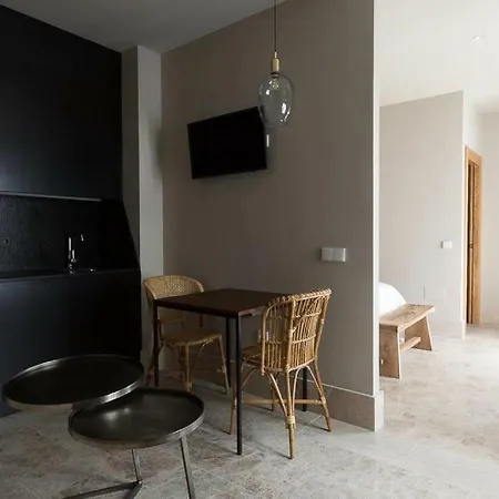 Chacón Apartments&suites *