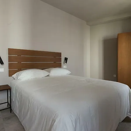 Apartman Chacon & *