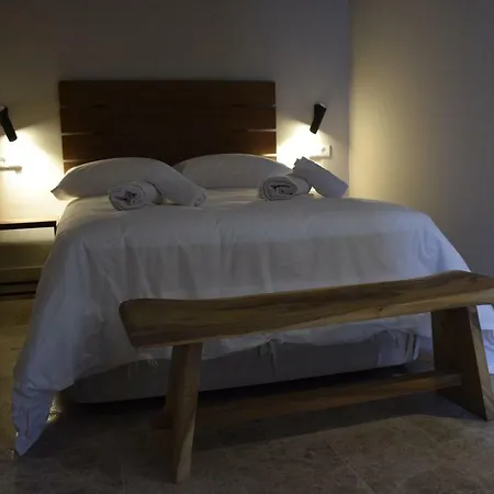 Chacon & Εστεπόνα