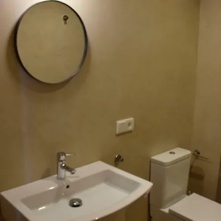 Chacon & شقة إِستيبونا