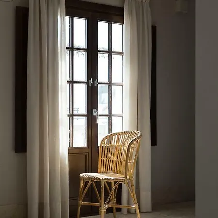 Chacon & * إِستيبونا