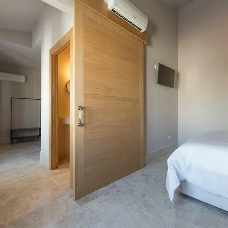 Chacon & * إِستيبونا