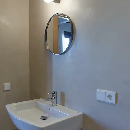 Apartman Chacon & *