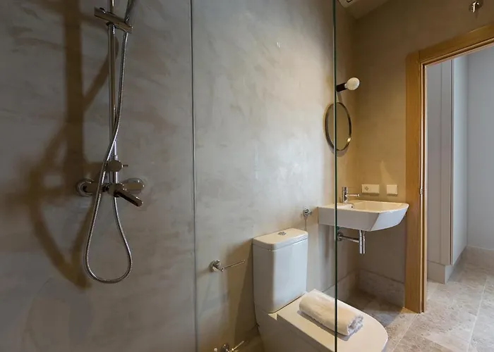 Chacón Apartments&suites Estepona