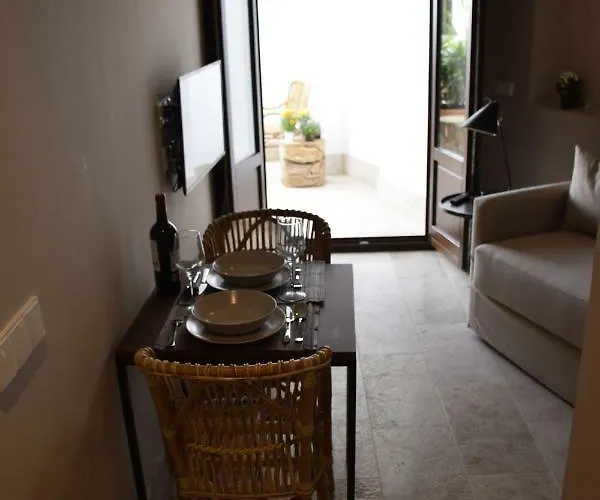 Chacon & Appartement *